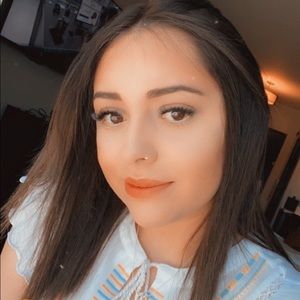 Meet your Posher, Karla